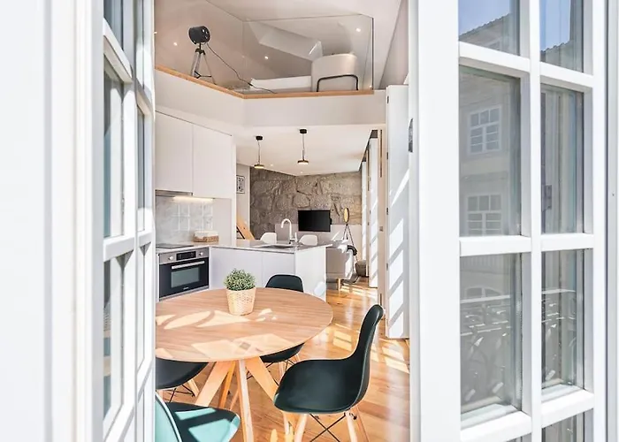 아파트 Cedofeita Balcony With Free Parking