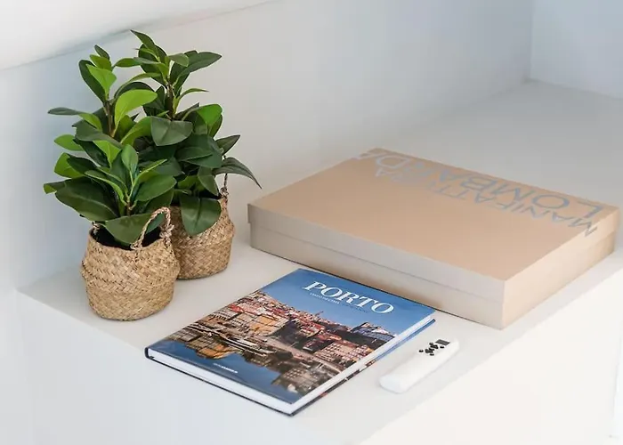 아파트 Cedofeita Balcony With Free Parking