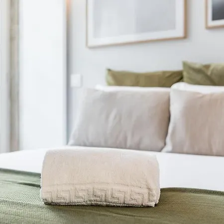 Cedofeita Balcony With Free Parking *