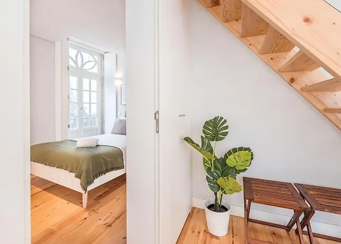 Cedofeita Balcony With Free Parking *