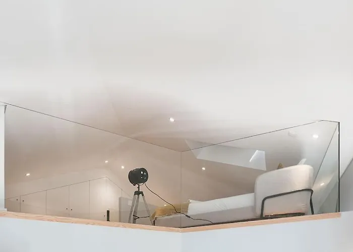 Cedofeita Balcony With Free Parking Apartman