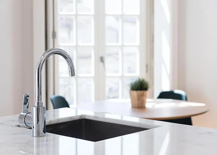 Cedofeita Balcony With Free Parking Apartman *