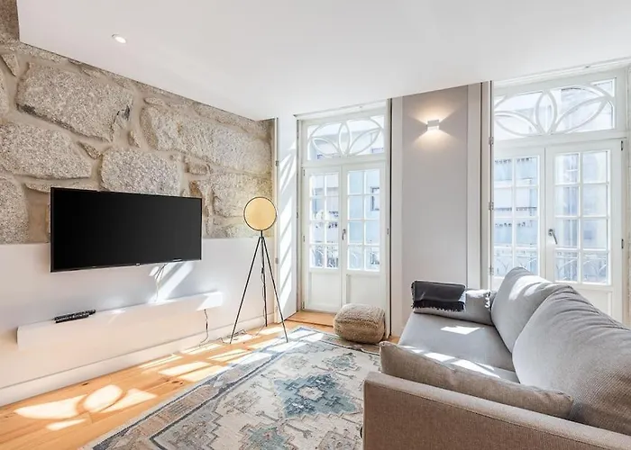 Cedofeita Balcony With Free Parking Porto