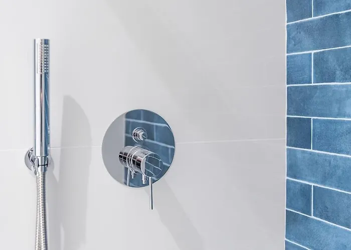 Cedofeita Balcony With Free Parking *